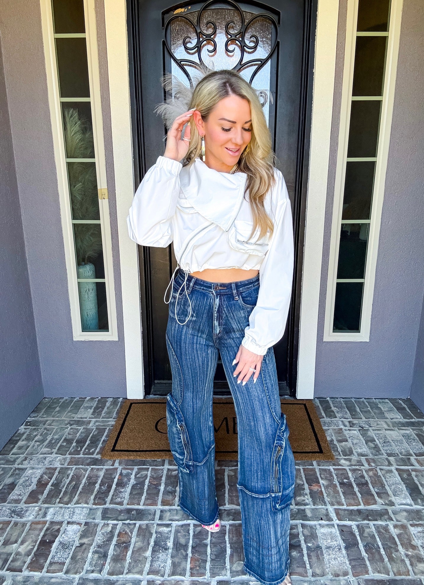 Good Days Diagonal Zip Crop Jacket - White