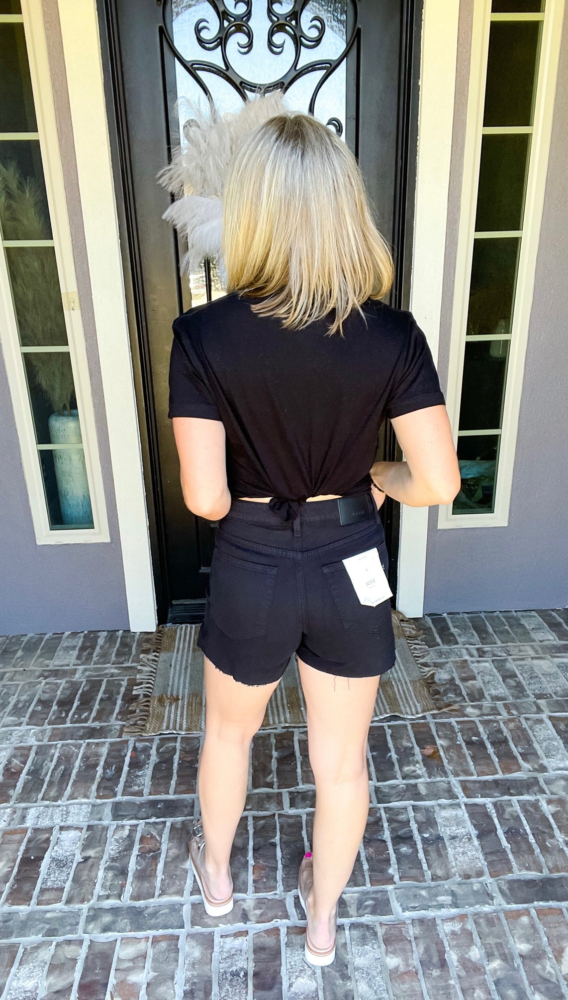 Summer Essential Black Short