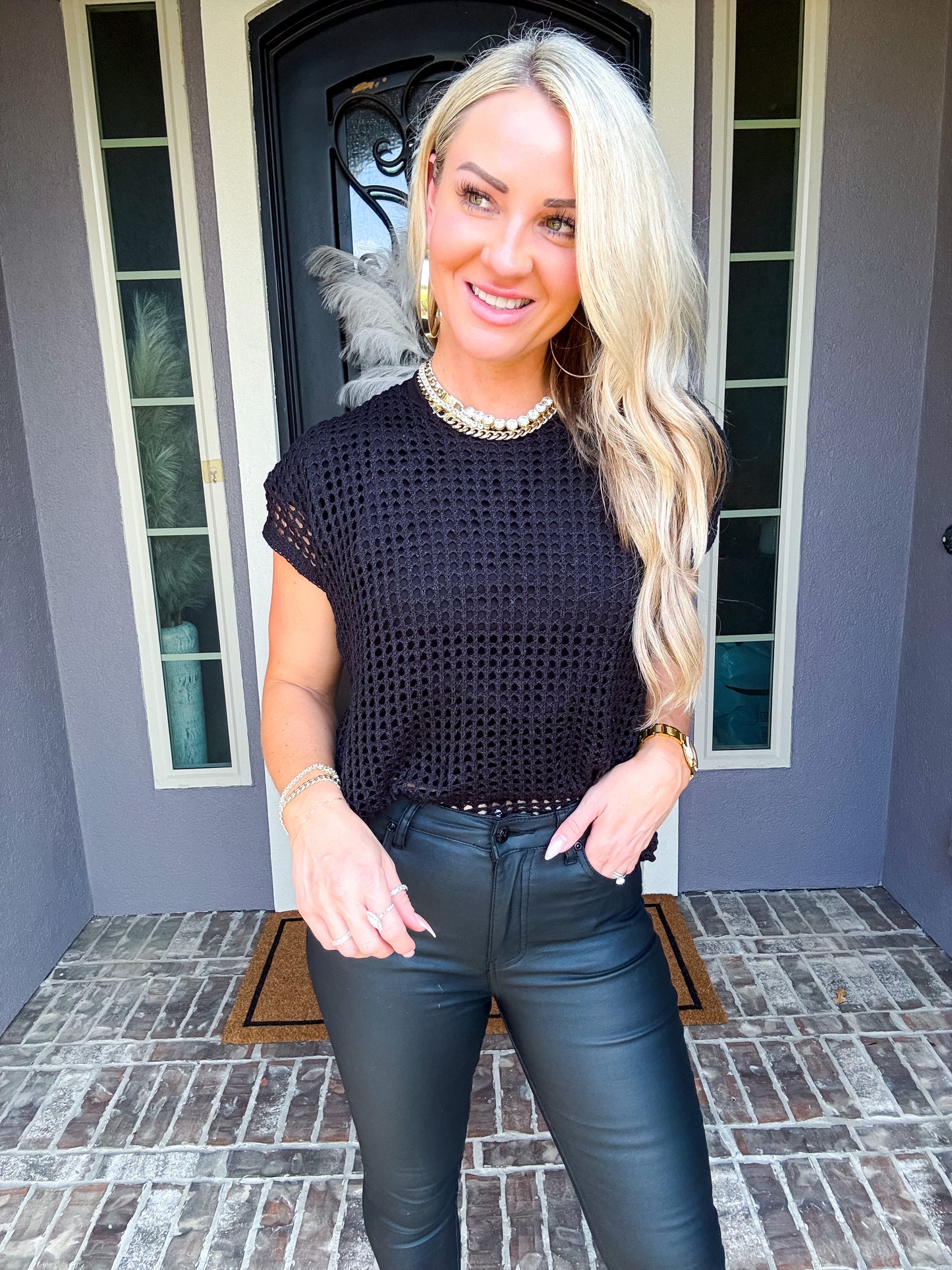 She's So Classic Knit Top - Black