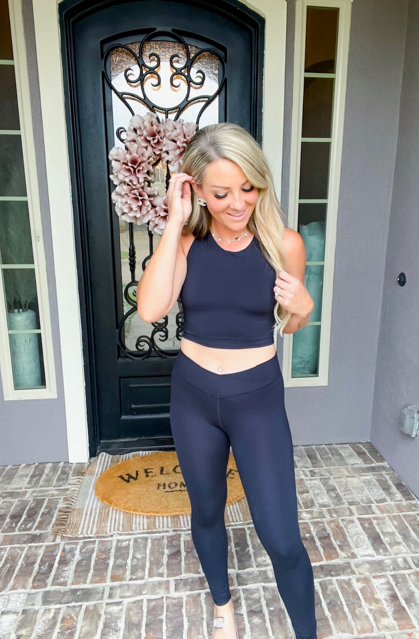V-Front Black Legging