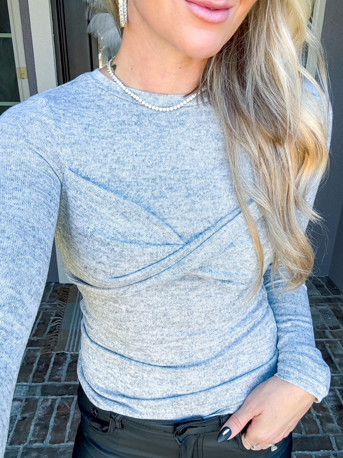 Casual Chic Grey Top