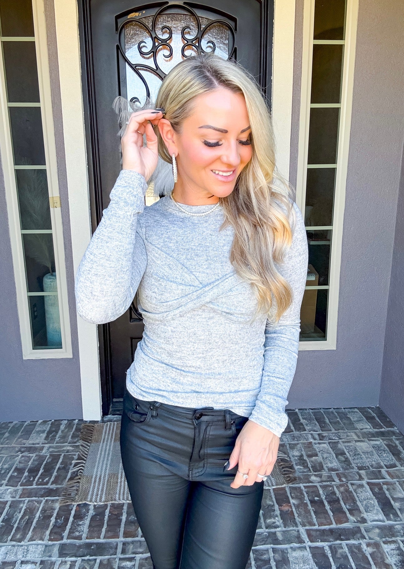 Casual Chic Grey Top