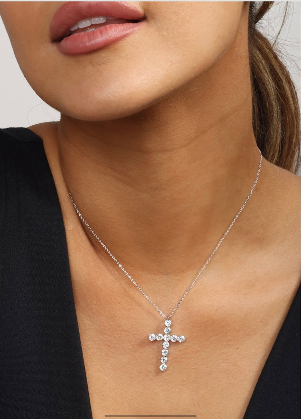 Oh She Fancy Cross Pendant