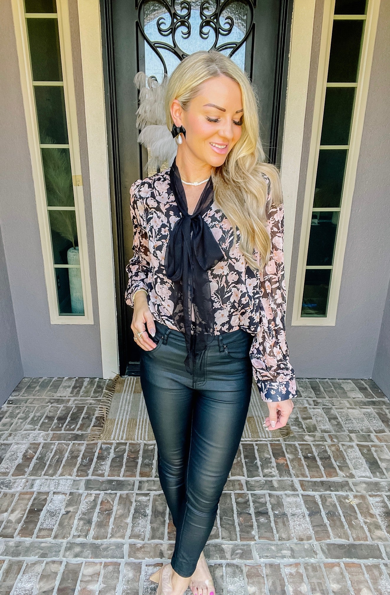 Manhattan Chic Floral Blouse