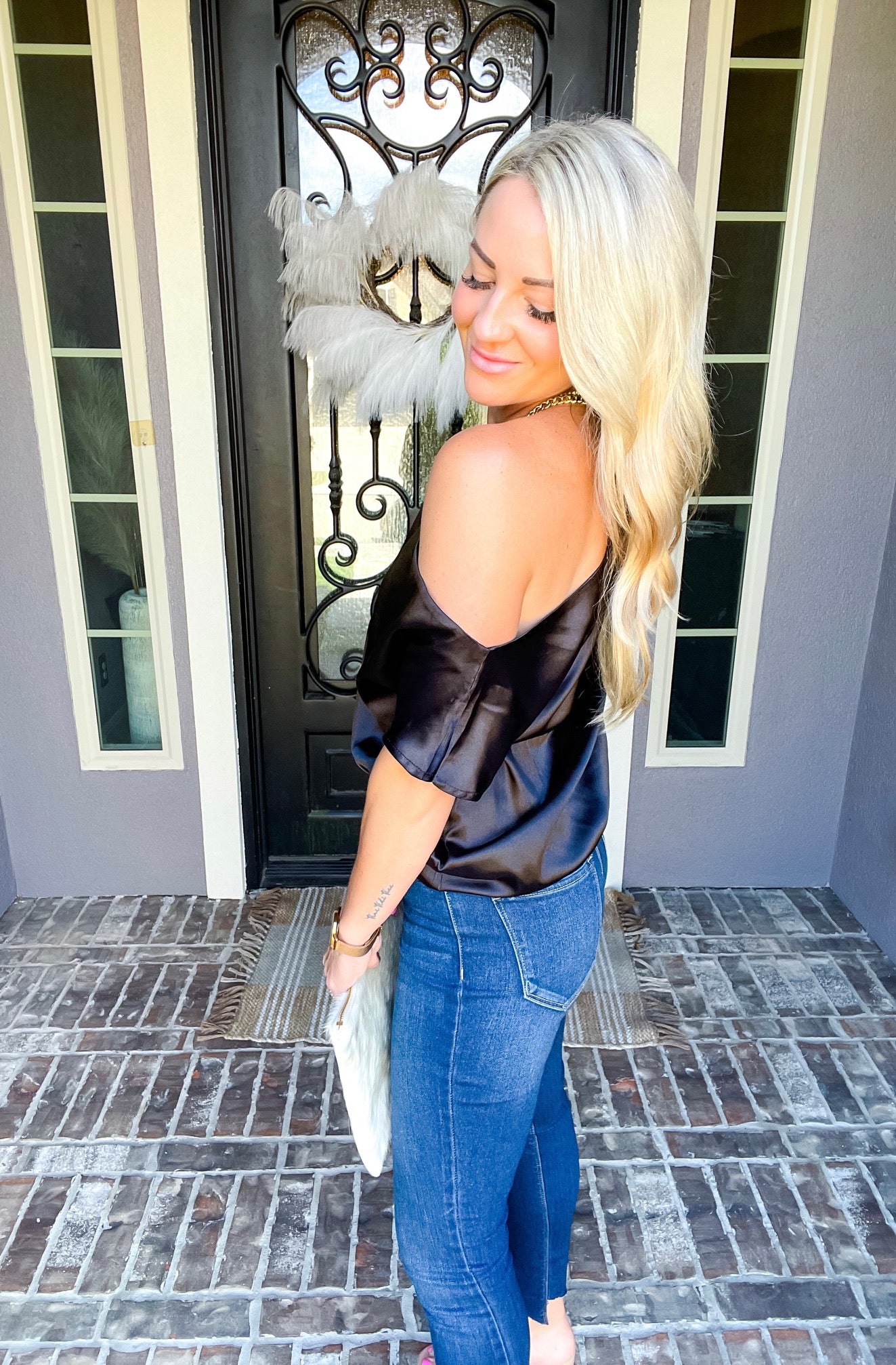 Brunch Babe Off Shoulder Blouse - Black